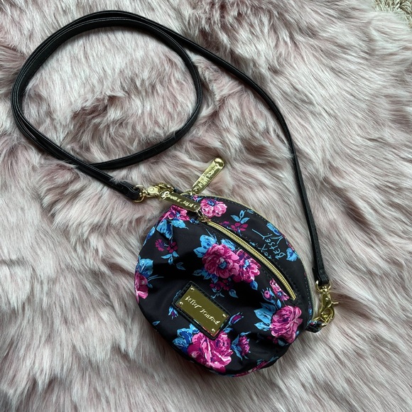 Betsy Johnson Small Crossbody Purse - Picture 3 of 16